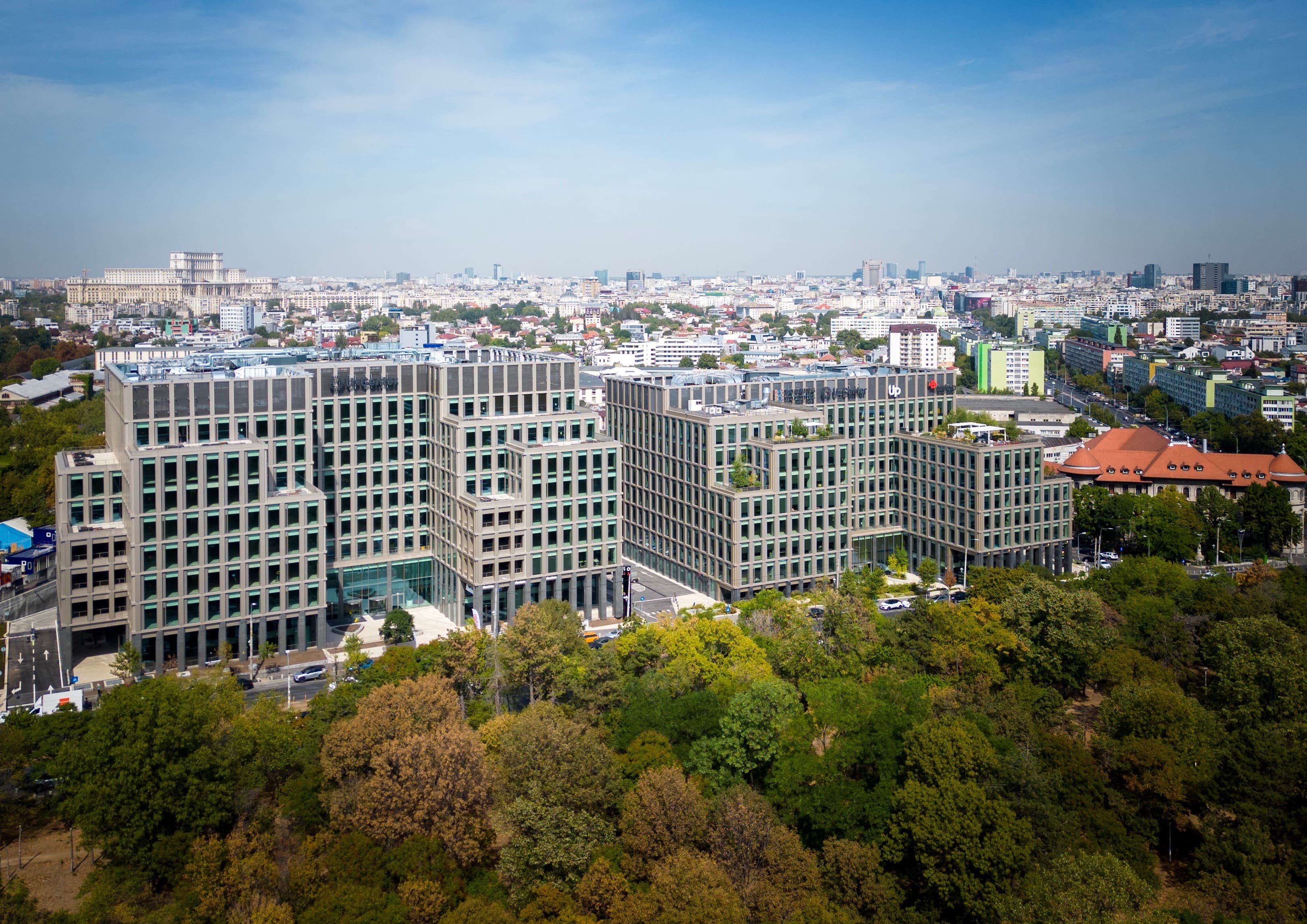 Analytics software giant Cognyte leases 1,600 square meters in U•Center 2, assisted by CBRE