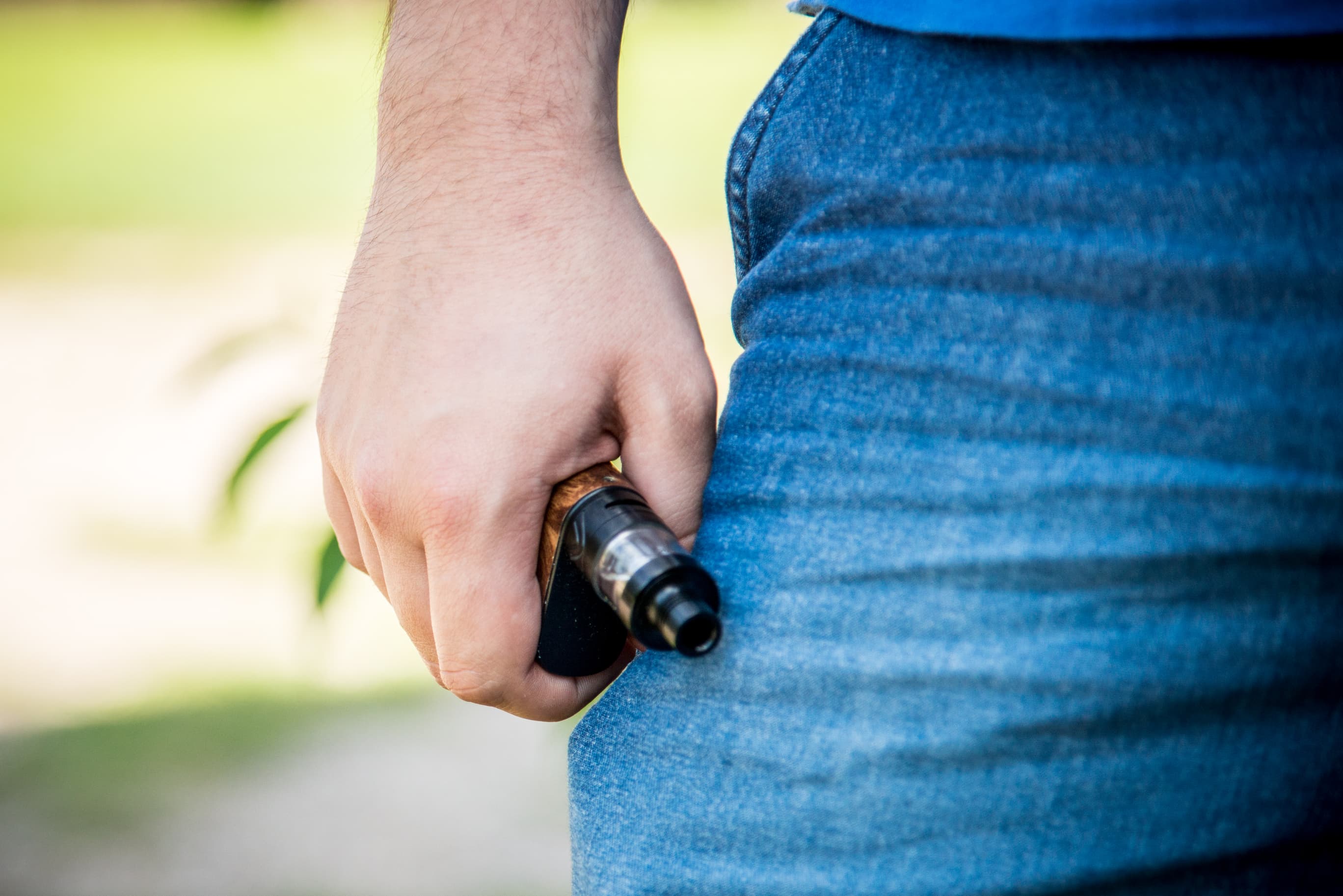 Romanian legislative bans advertising for electronic cigarettes and vapes