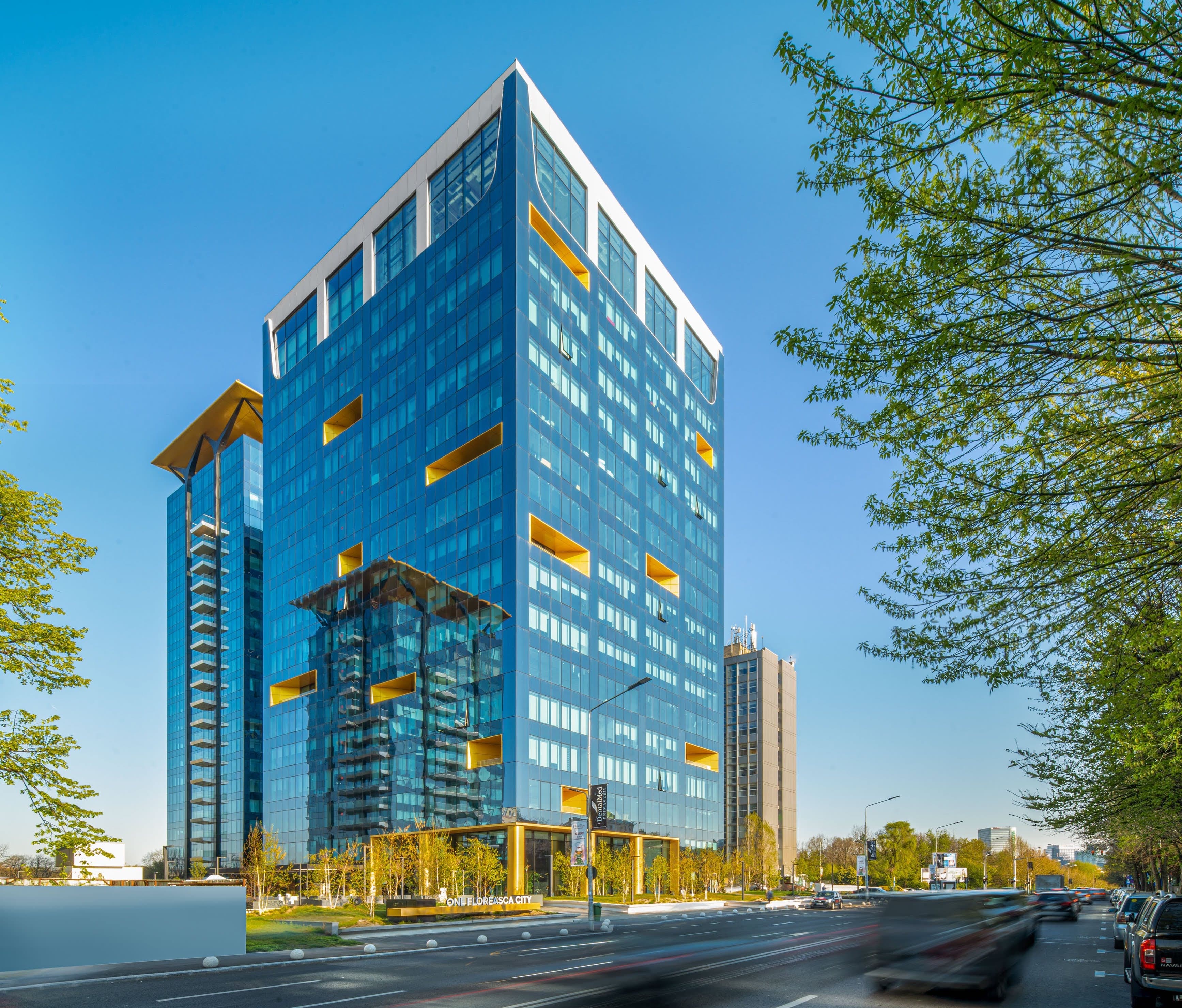 CMS expands its office space and extends on a long term its lease contract at One Tower