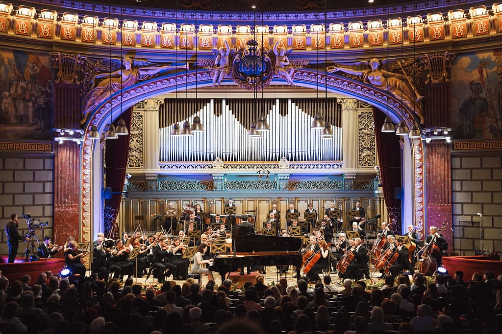 Record number of musicians register for instrumental sections of 2024 Enescu Competition in Bucharest