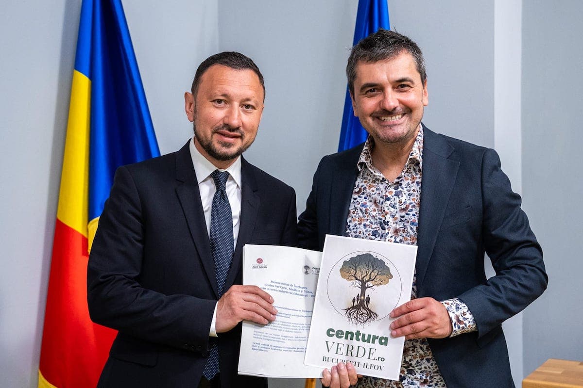 Environment minister joins other political leaders in signing memorandum on Bucharest Green Belt project