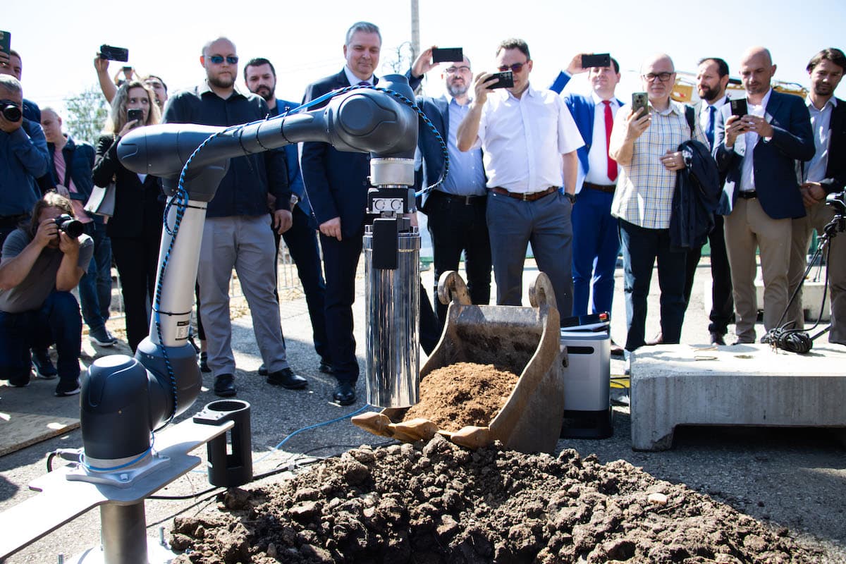 Technical University of Cluj-Napoca kicks off works at AI research institute