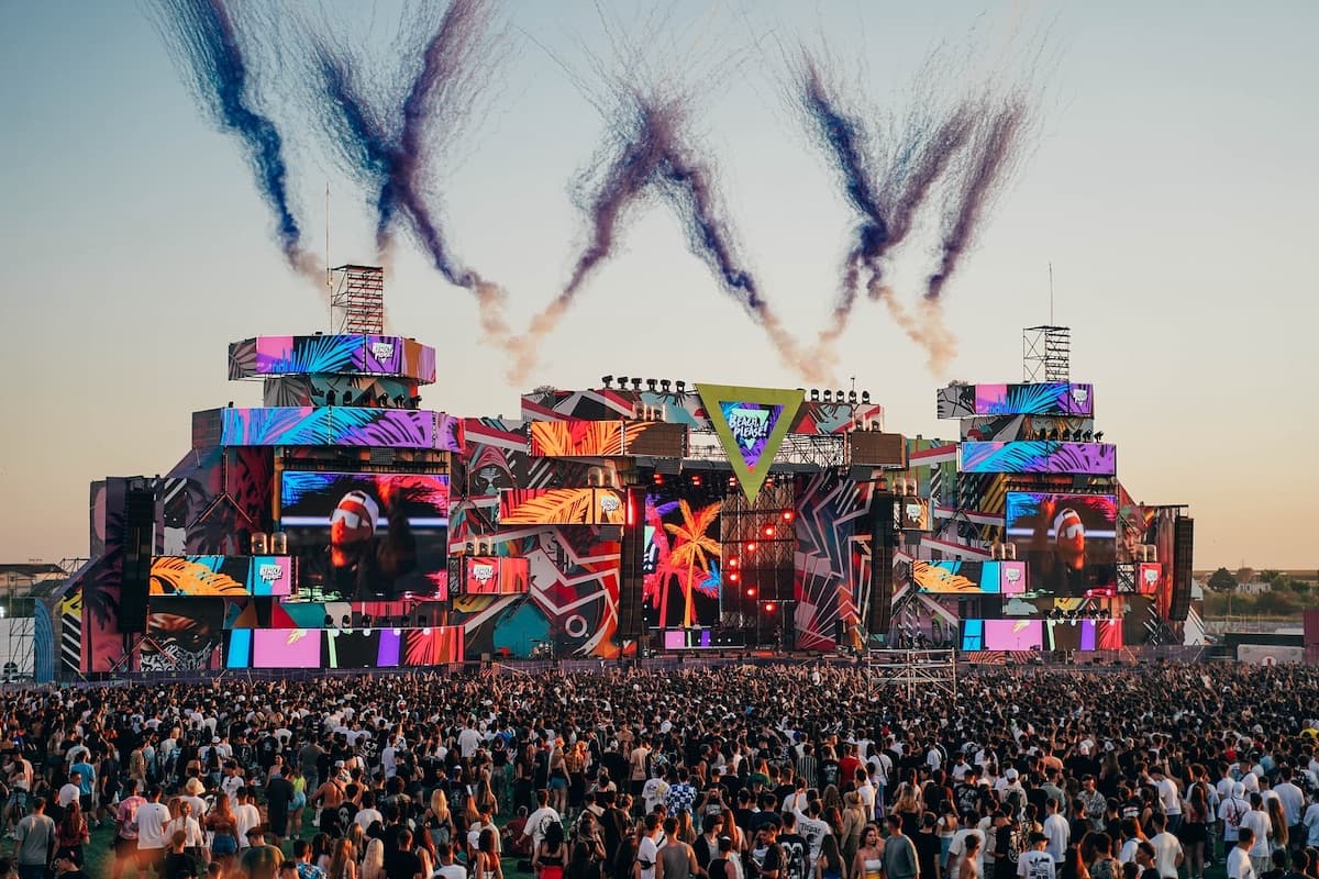 Controversies at Romanian festival after Wiz Khalifa smokes cannabis on stage, Andrew Tate appearance