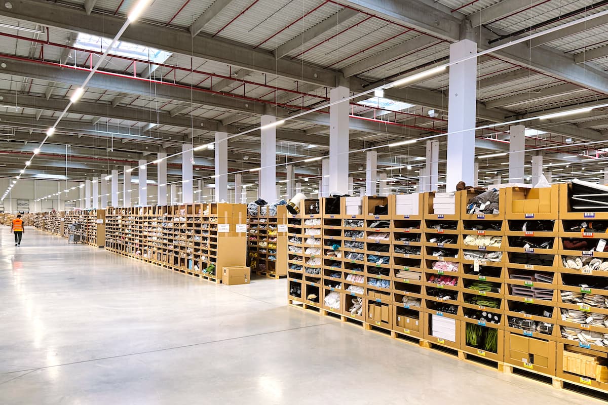 Polish fashion retailer LPP launches second e-commerce warehouse in Romania
