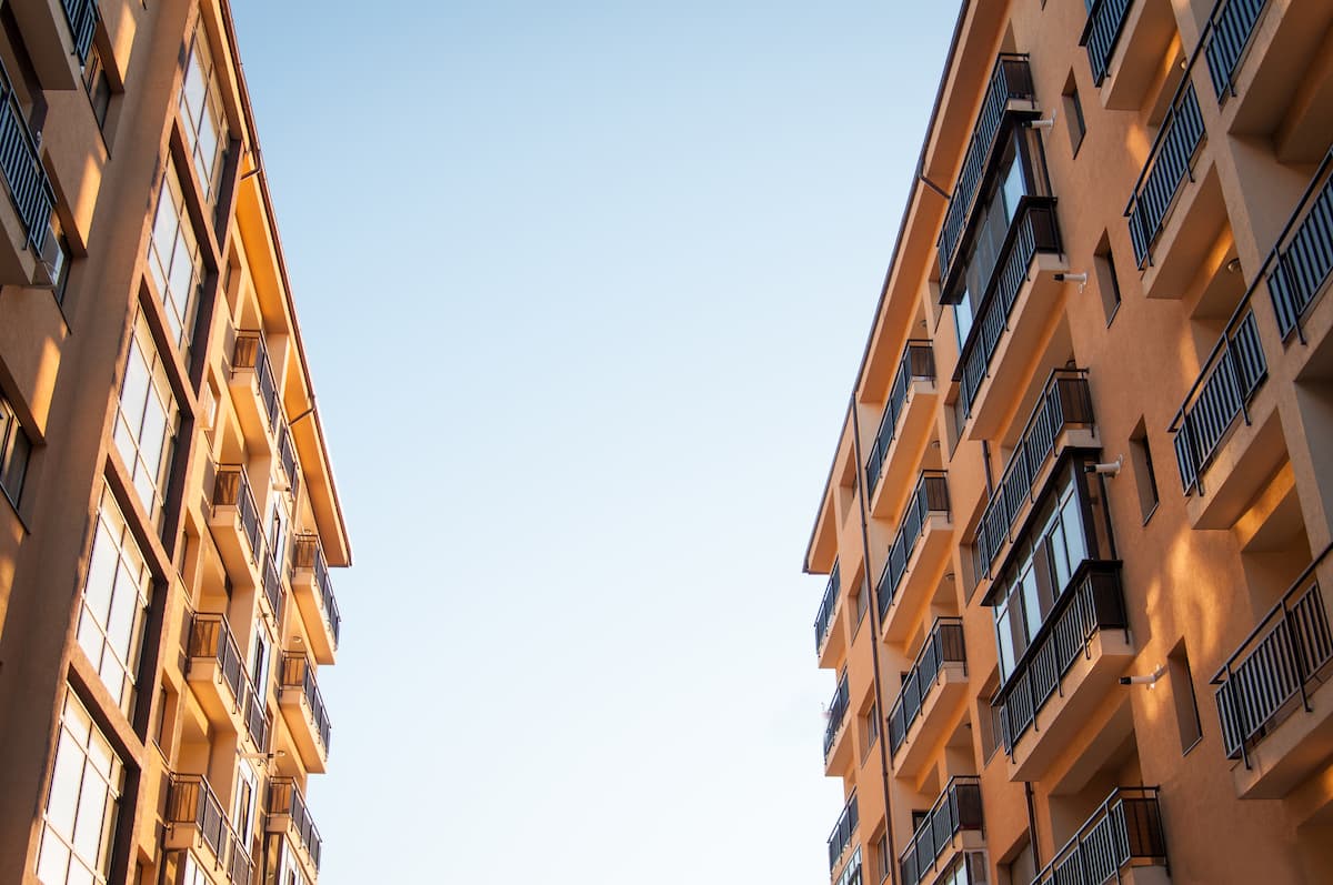 Fewer housing units expected to be completed in Bucharest