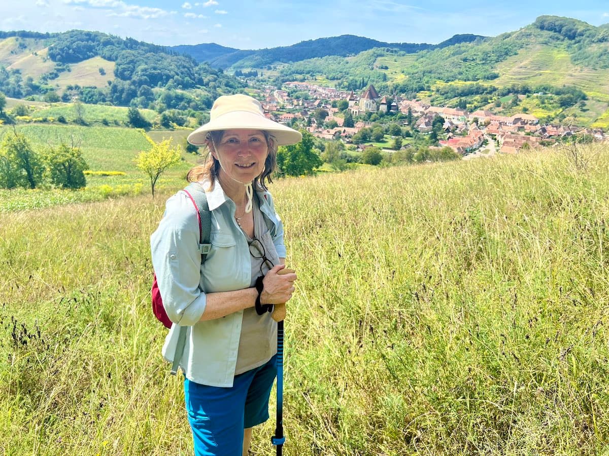 US ambassador discovers rural Transylvania during three-day hike on Romania’s Via Transilvanica