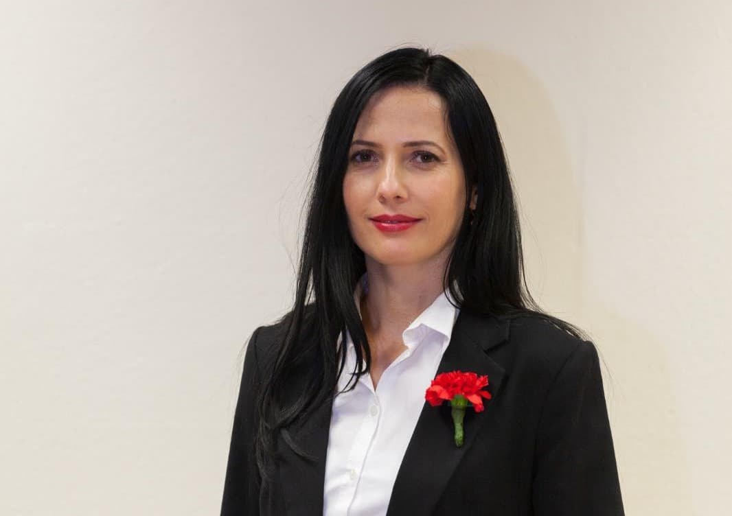 Romanian woman running in upcoming elections for Austrian Parliament