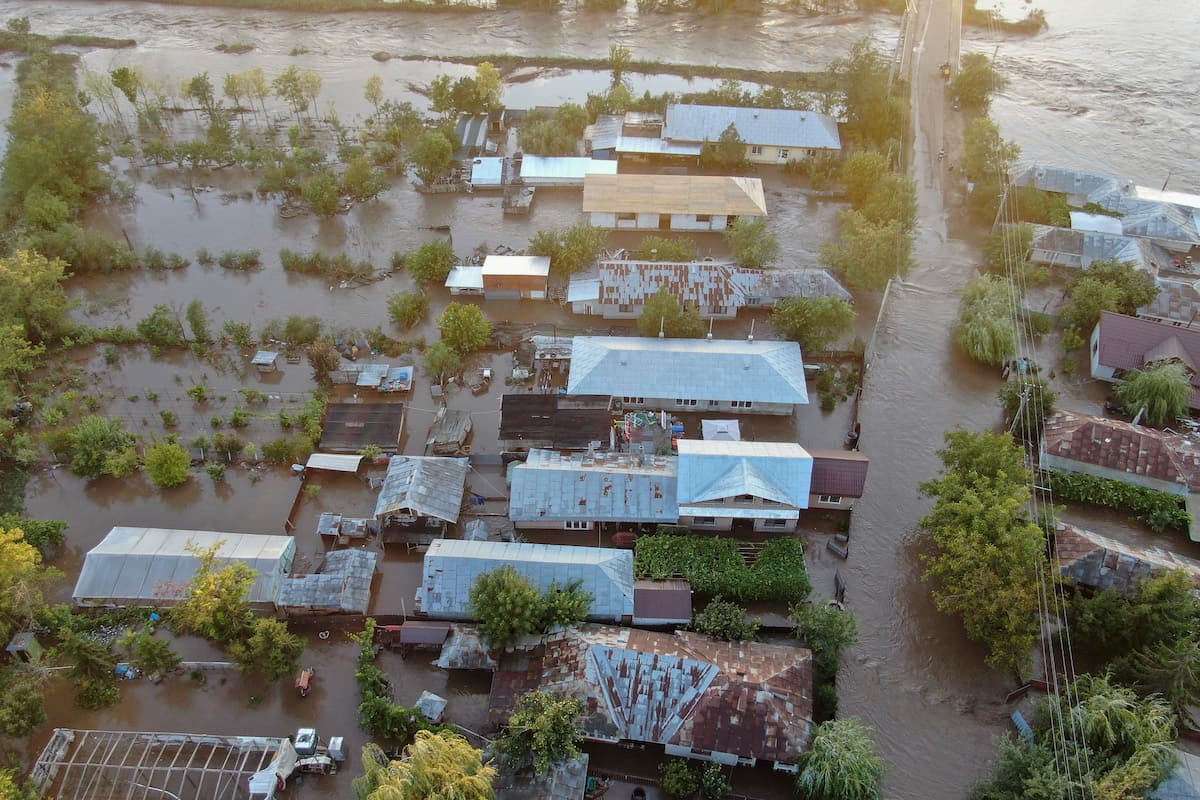 Storm Boris batters Romania, causing severe floods and six deaths
