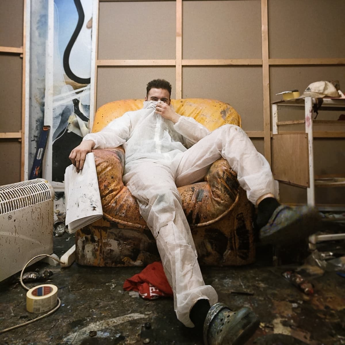 All Is Blurred: London art gallery hosts solo exhibition of Romanian artist Ur Kasin