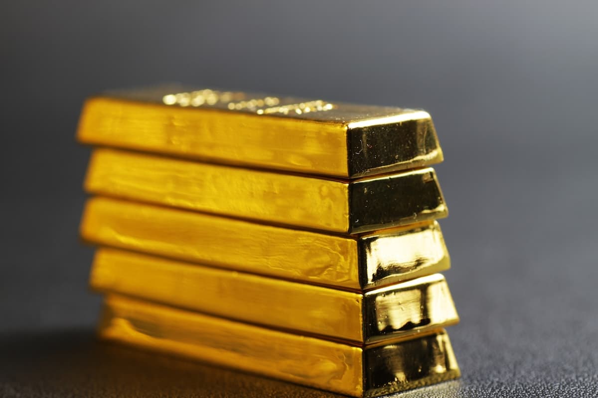 Gold dealer sees 25% rise in sales volume in Romania amid price increase