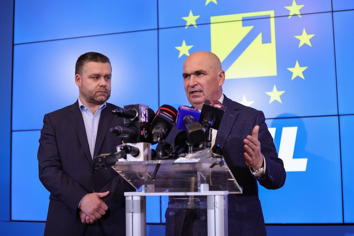 Romania’s interim Liberal leader predicts new government by year-end
