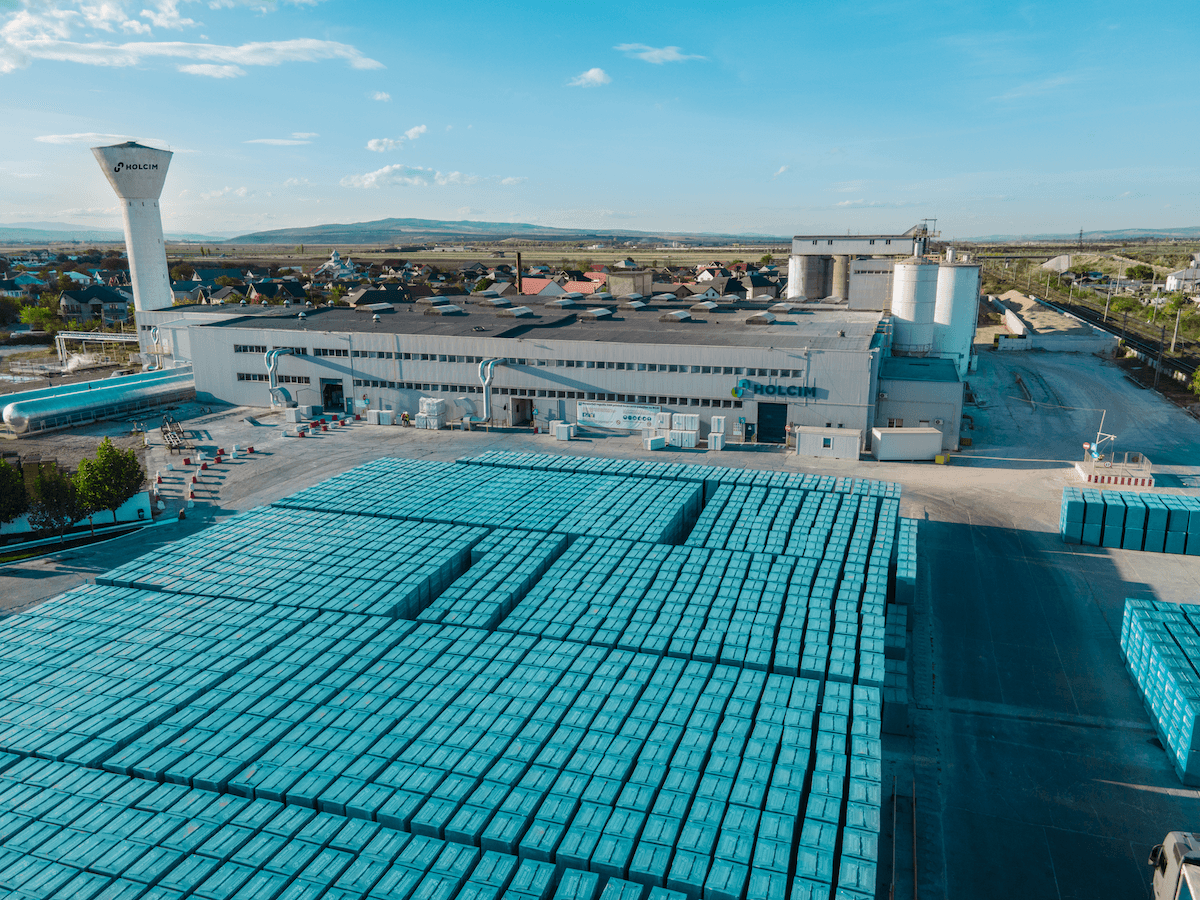Holcim Romania appoints Adina Pădurariu as director of autoclaved aerated concrete plant in Adjud