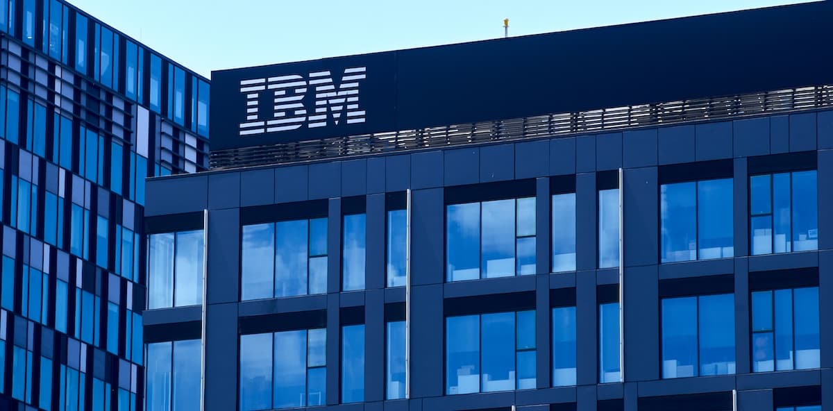 IBM and Amazon Web Services open innovation lab in Bucharest
