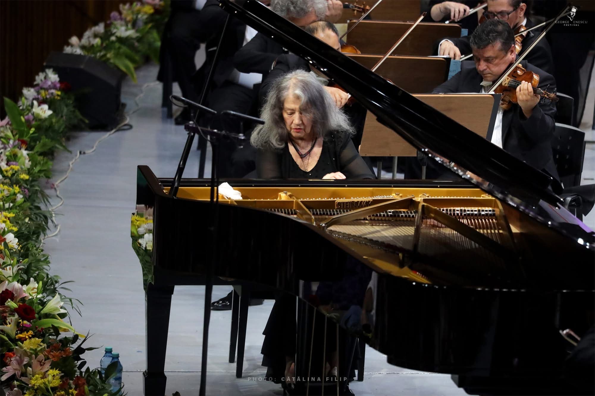 Legendary pianist Martha Argerich to appear on stage for two concerts in Romania