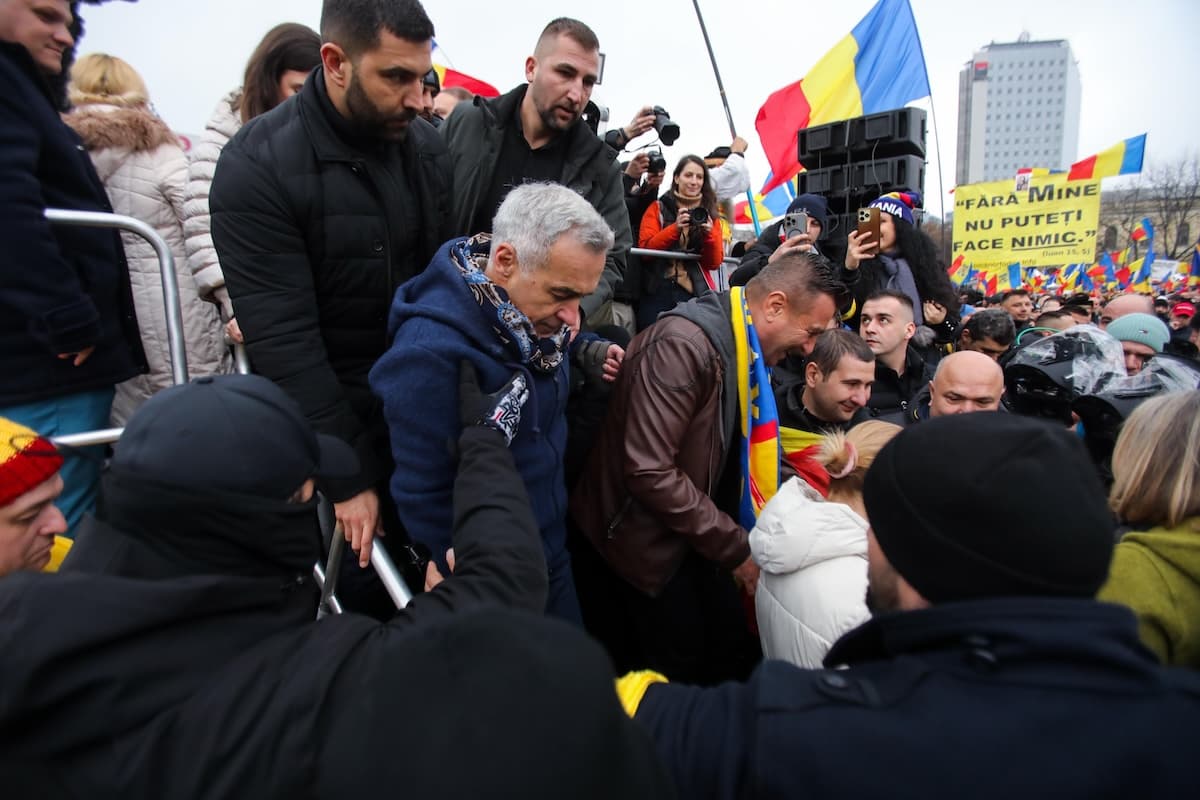 Rally organized by far-right parties in Bucharest in support of Calin Georgescu