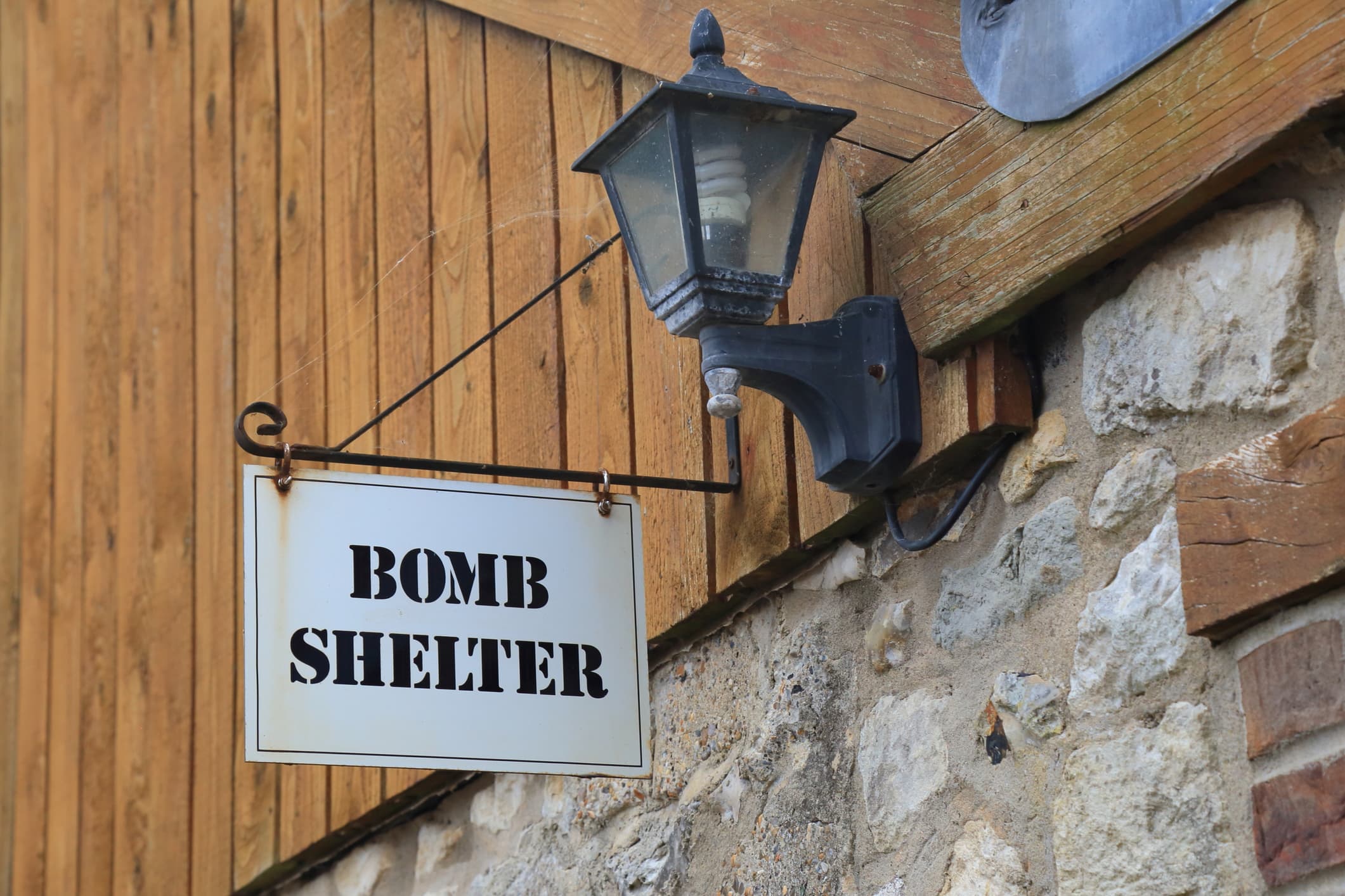 Report: Civil protection shelters in Romania in poor state, could only fit 600,000