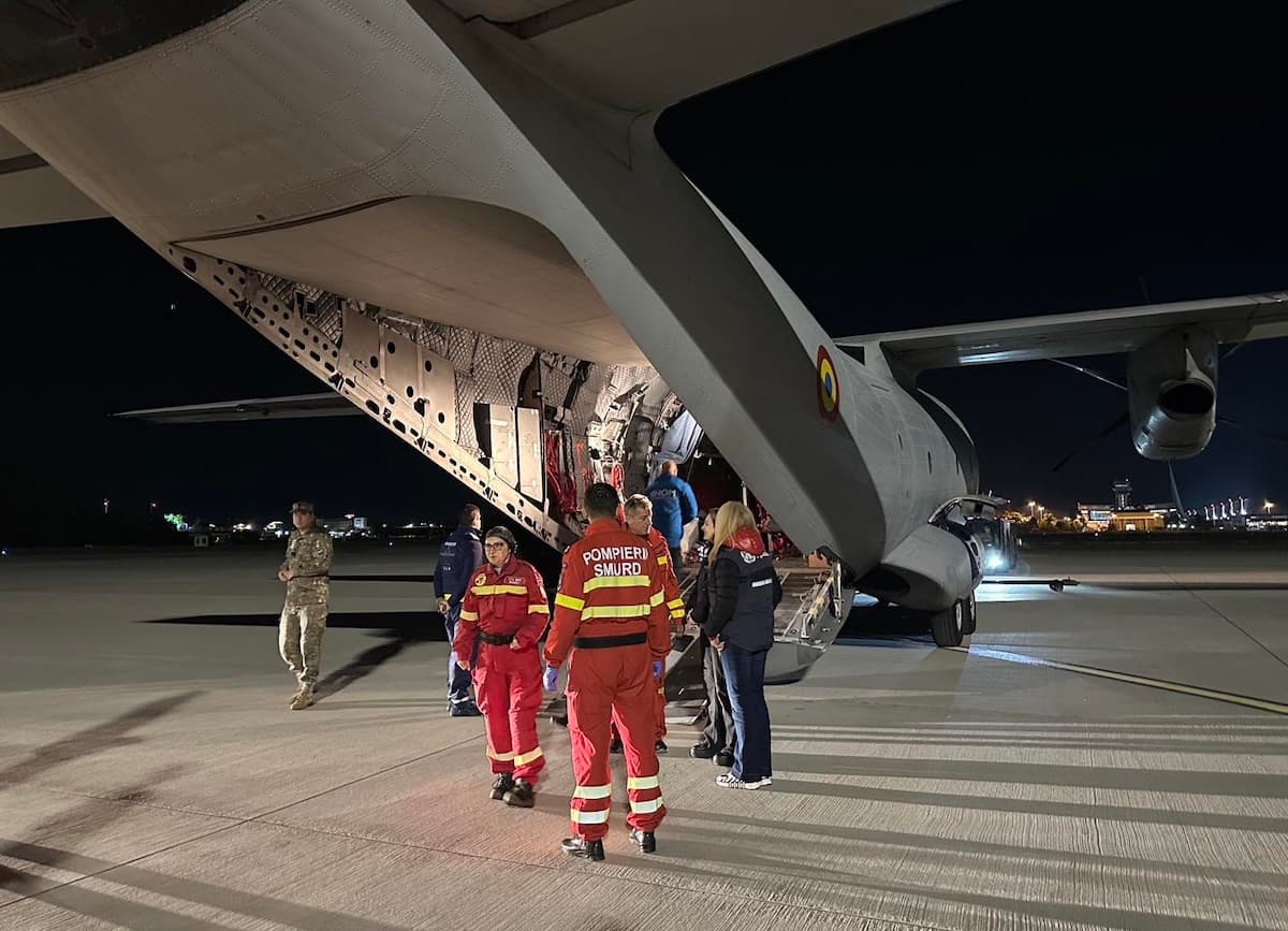 Romanian Air Force evacuates Palestinian patients from Gaza for medical treatment