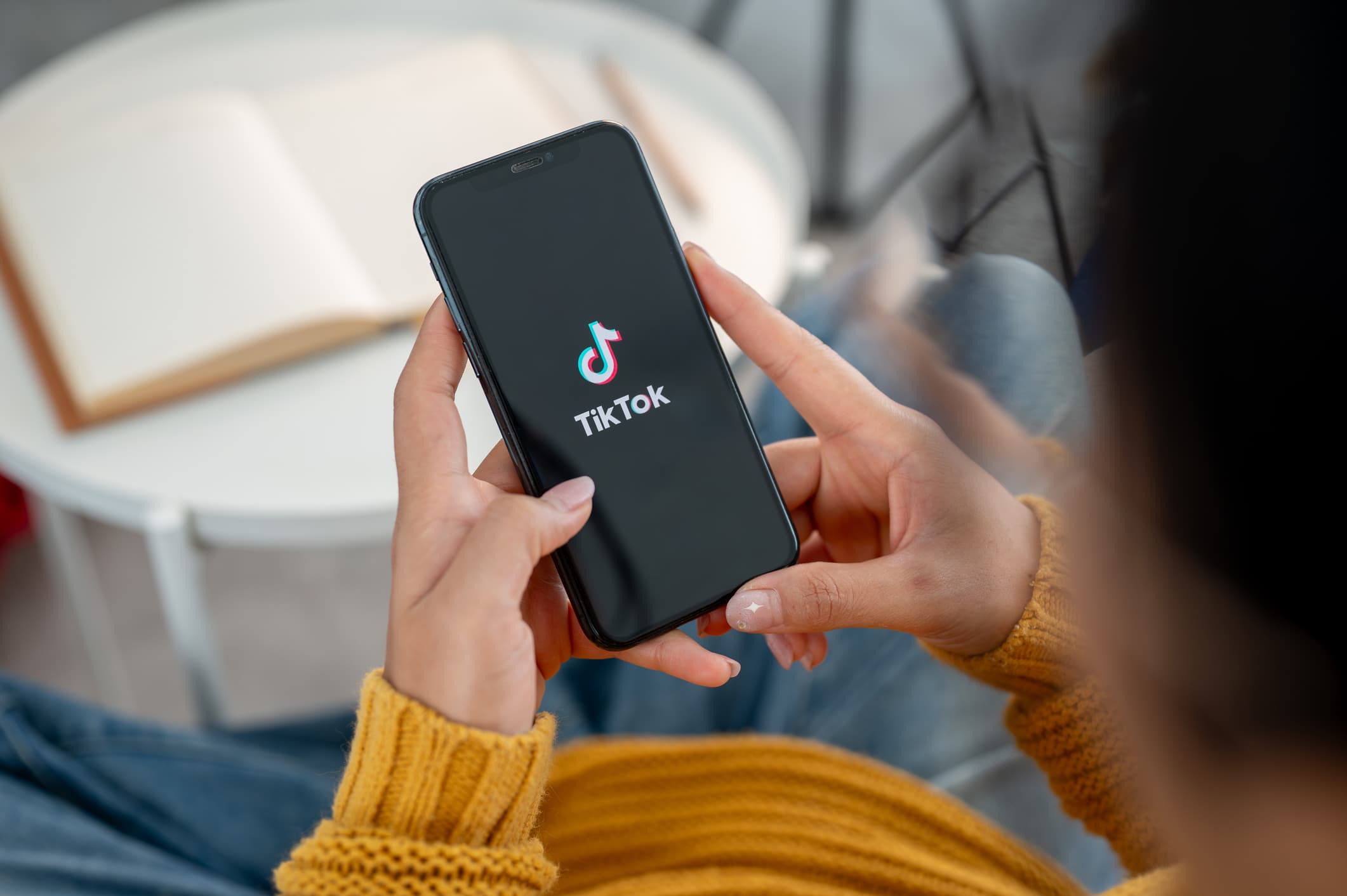 Report shows large-scale operation targeting Romanian diaspora voters on TikTok ahead of elections