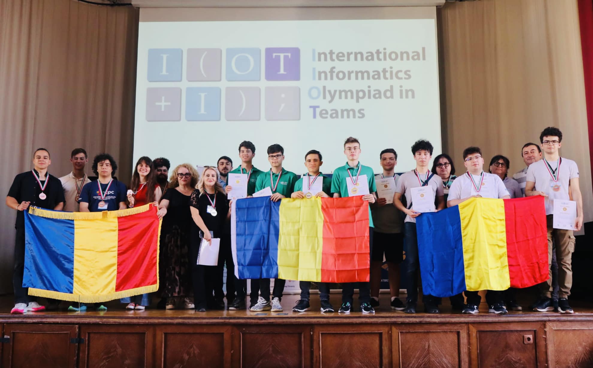 Romania secures three medals at 2025 International Informatics Olympiad in Teams