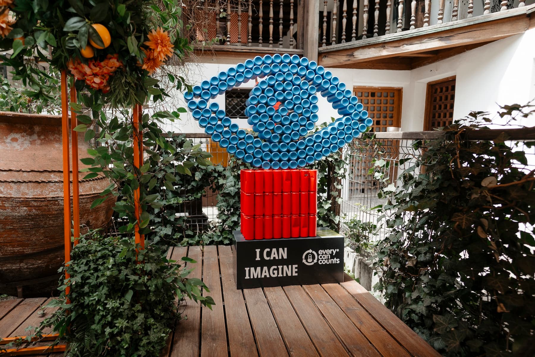 “I CAN” – Every Can Counts’ recycling artworks arrive in City Grill Group’s restaurants, turning sustainability into a visual experience