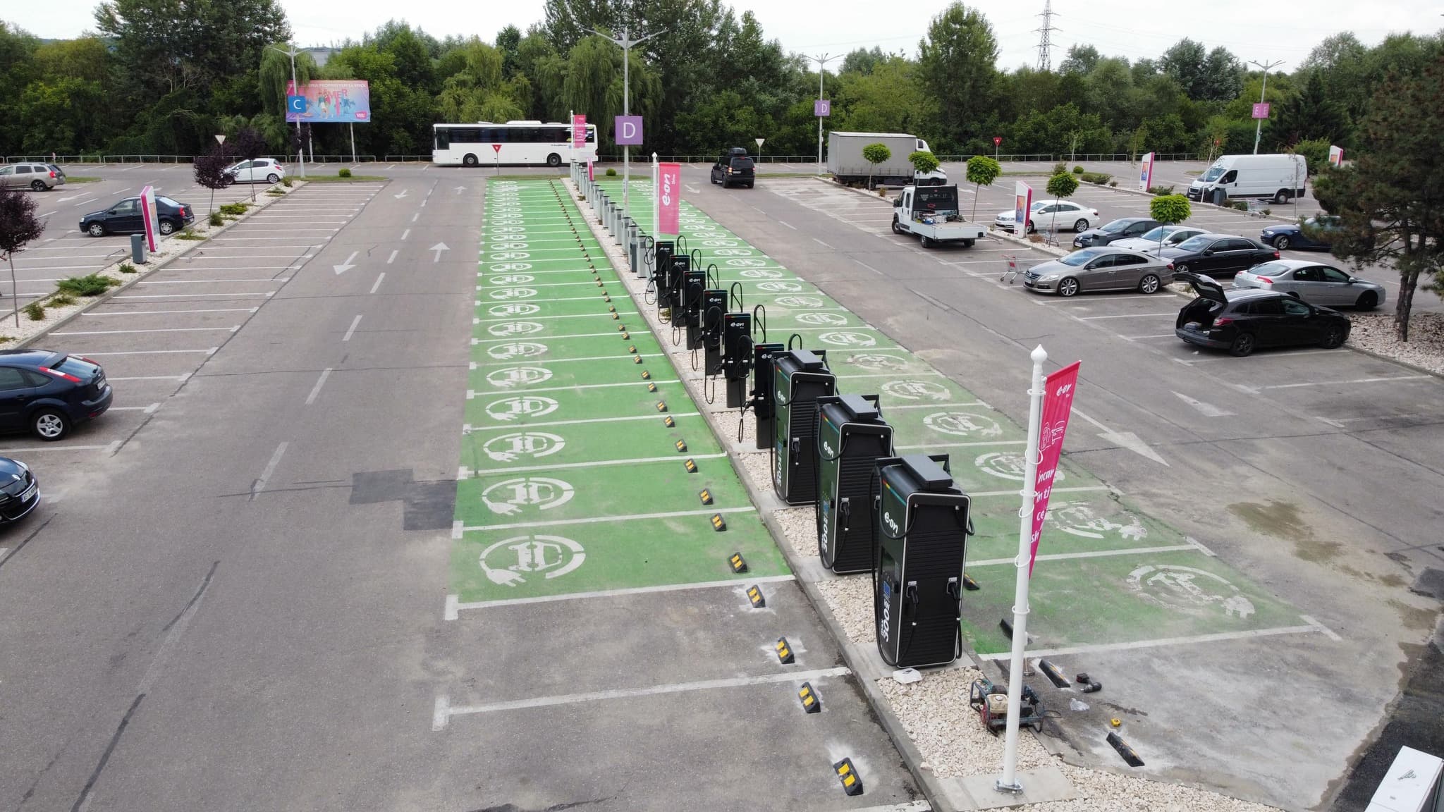 E.ON Drive Infrastructure unveils largest electric vehicle charging hub in Romania