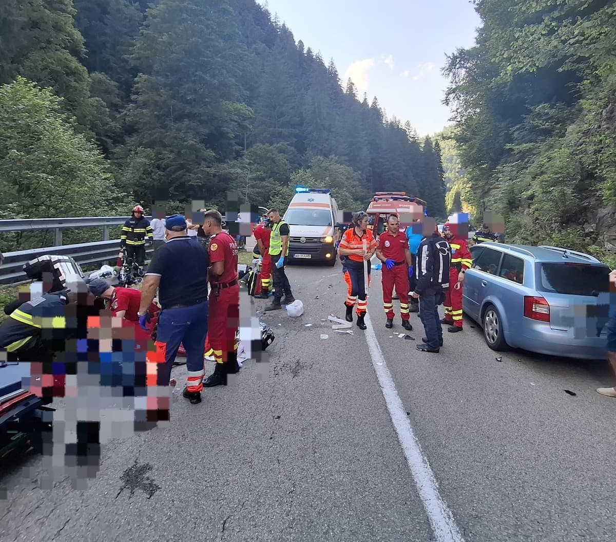 Motorcycle crash on Romania’s mountain road Transalpina leaves two foreign tourists dead, one injured