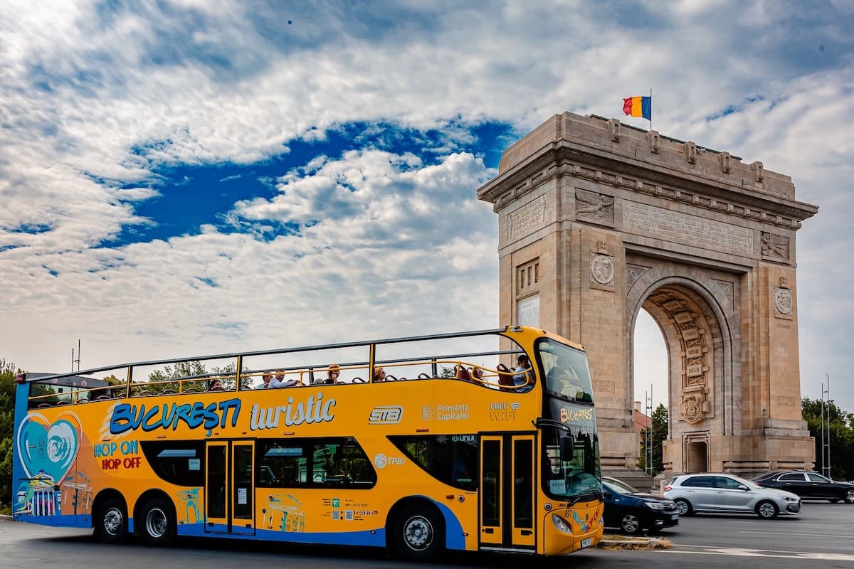 Hop-on, hop-off tourist buses return to the streets of Bucharest