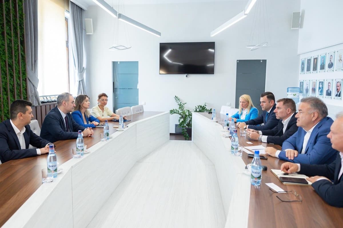 Romania gives EUR 34 mln grants to two companies in automobile industry