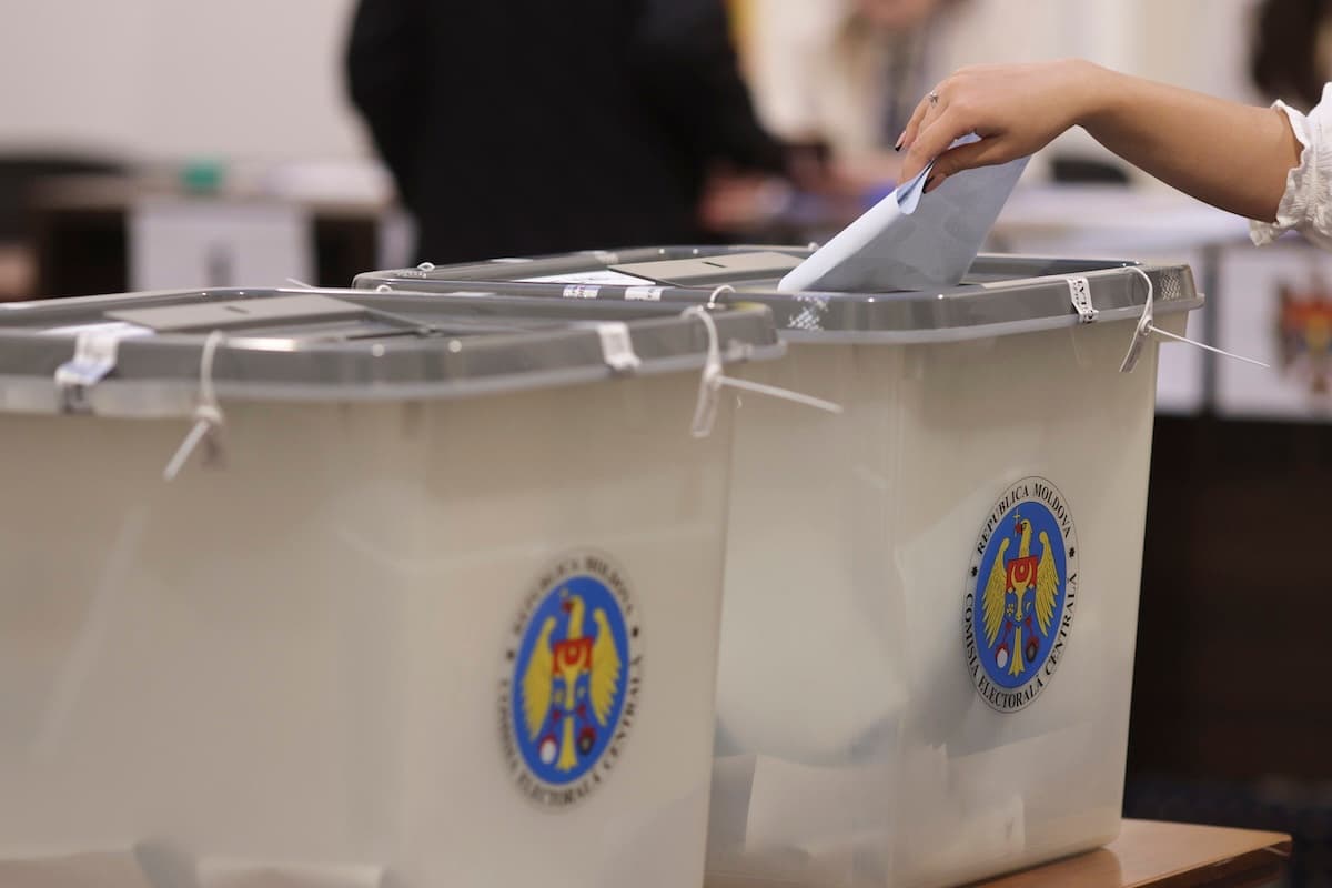 Preliminary results show pro-EU party PAS preserves majority in Moldova