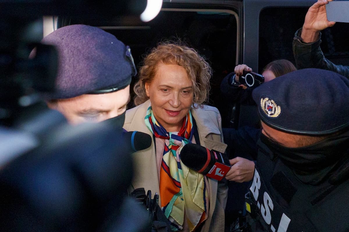 Head of Bucharest Military Hospital probed for EUR 1.6 mln fraud