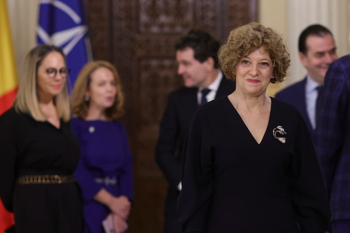 Dăruiește Viață co-founder Oana Gheorghiu sworn in as Romania’s deputy prime minister