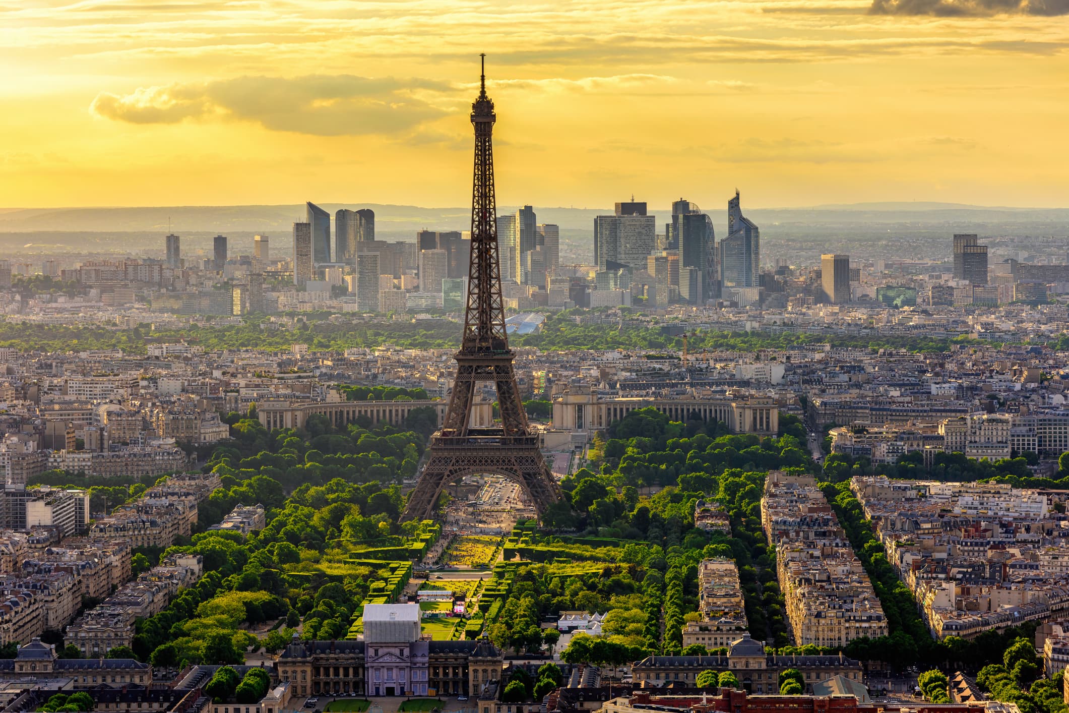 Name of Romanian microbiologist among those to be engraved on frieze displayed in the Eiffel Tower