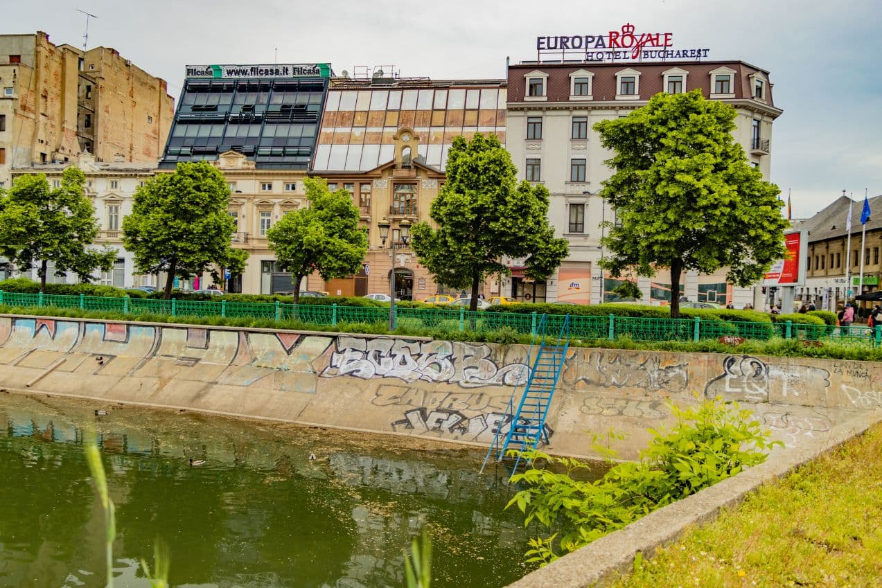 Hotel in downtown Bucharest to close for renovation, rebranding
