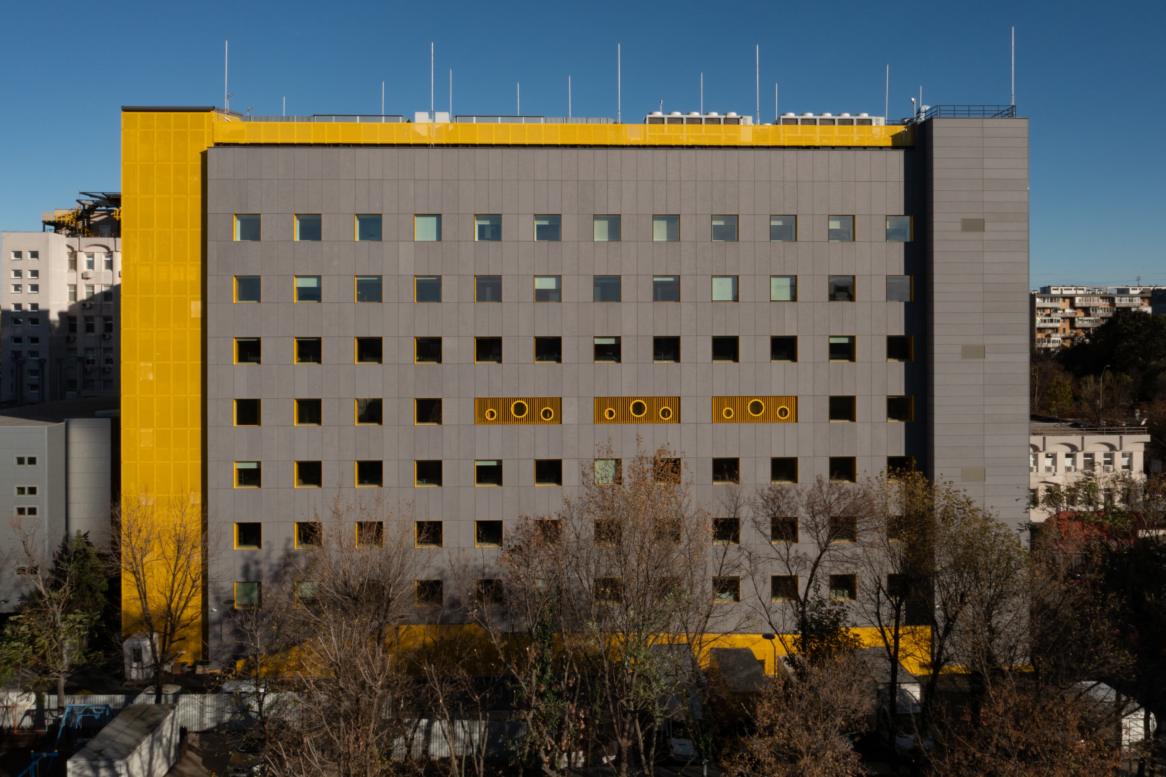 Donation-built Dăruiește Viață hospital in Bucharest marks two years of functioning, numerous patients treated