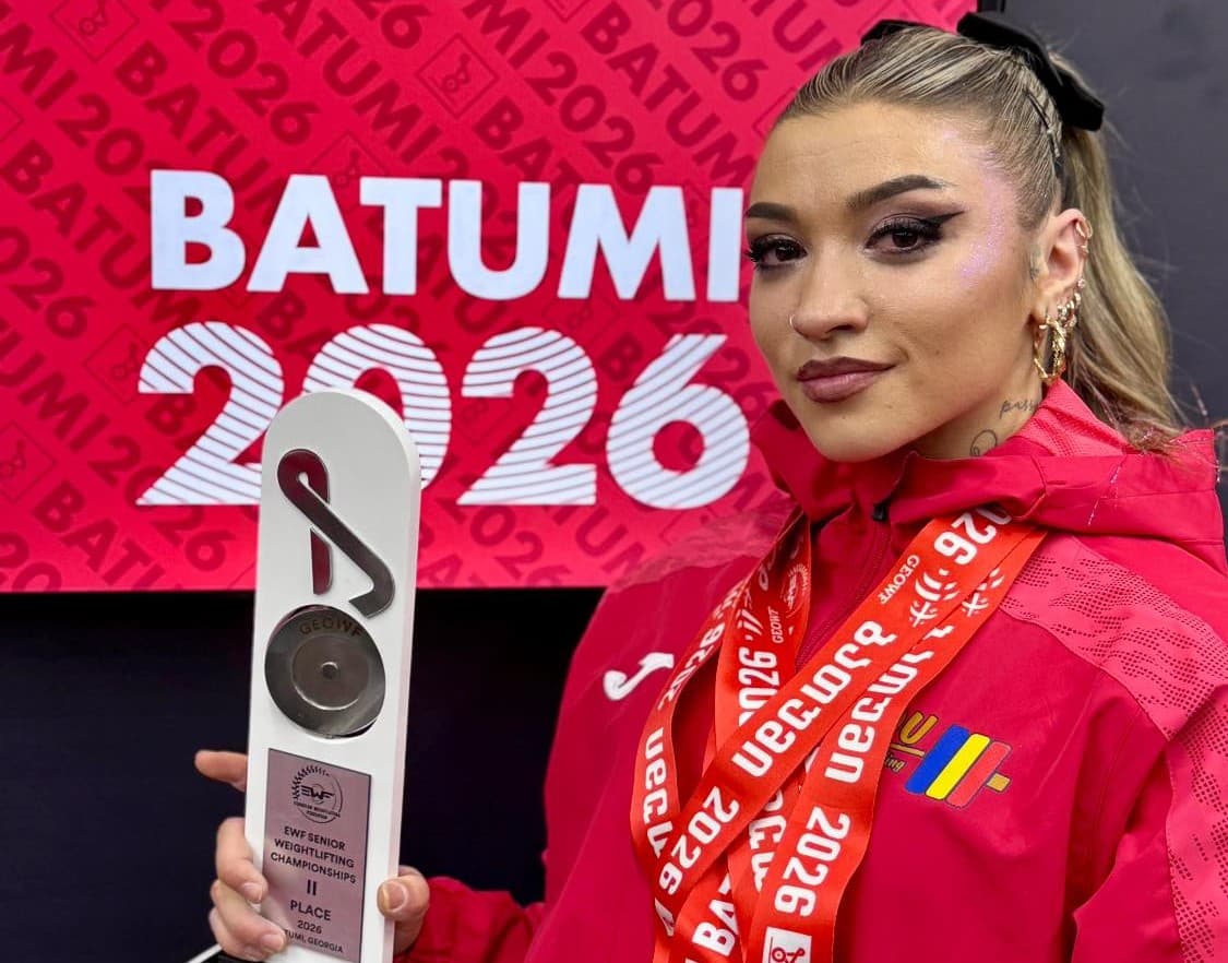 Romanian Mihaela Cambei wins three medals at Weightlifting Championships in Georgia