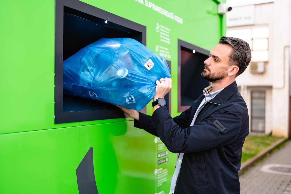 Romania’s bag-based recycling solution IZI reaches 1 million collected packages