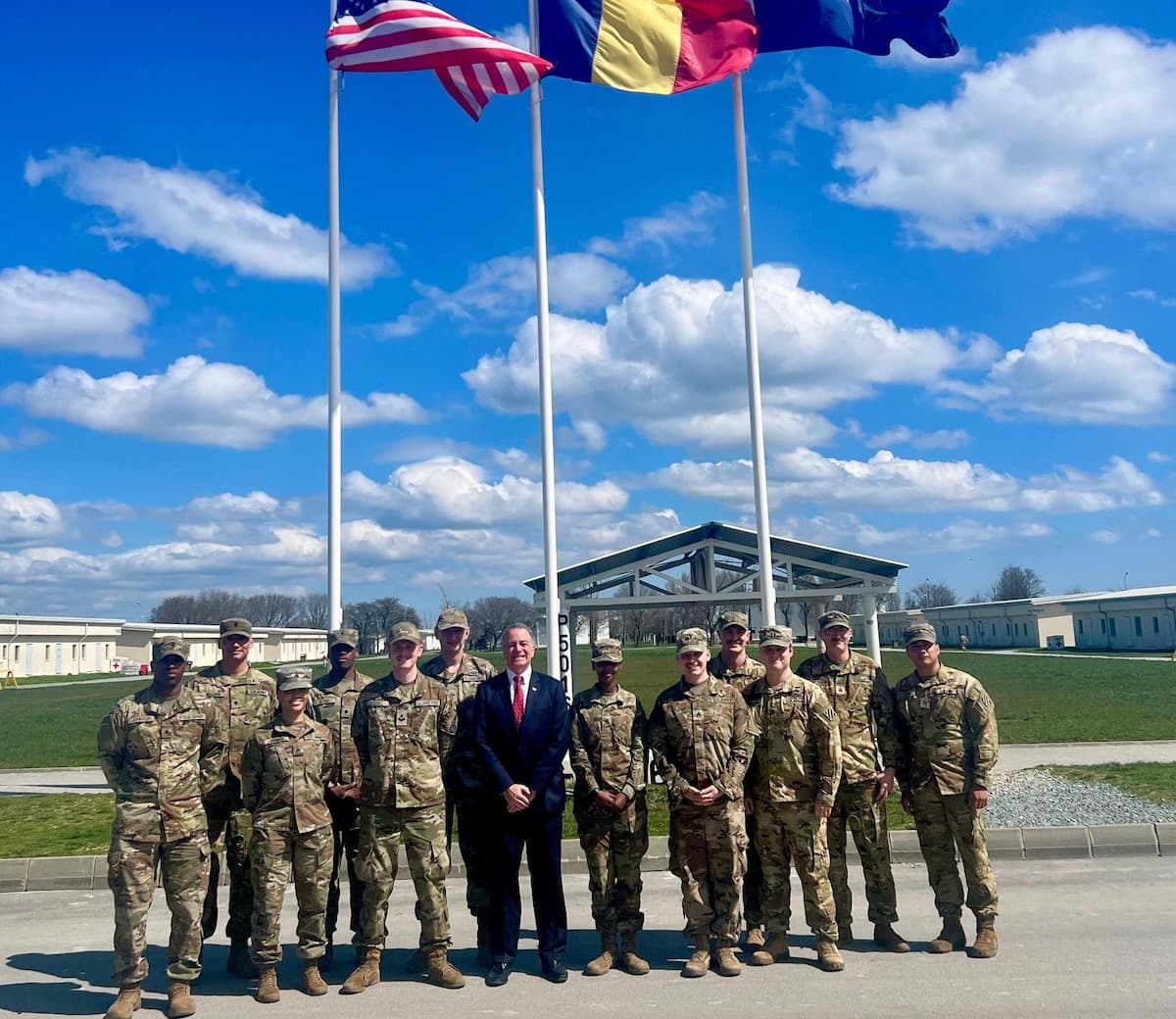 US ambassador visits American troops at Mihail Kogălniceanu Air Base in Romania