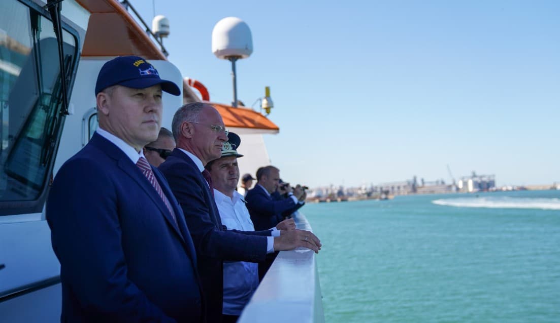 Austrian interior minister Gerhard Karner visits Romania’s Port of Constanta