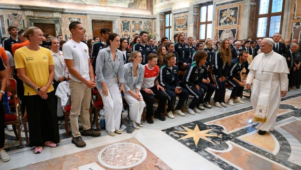 Pope Leo XIV receives Romanian star swimmer David Popovici before Sette Colli competition
