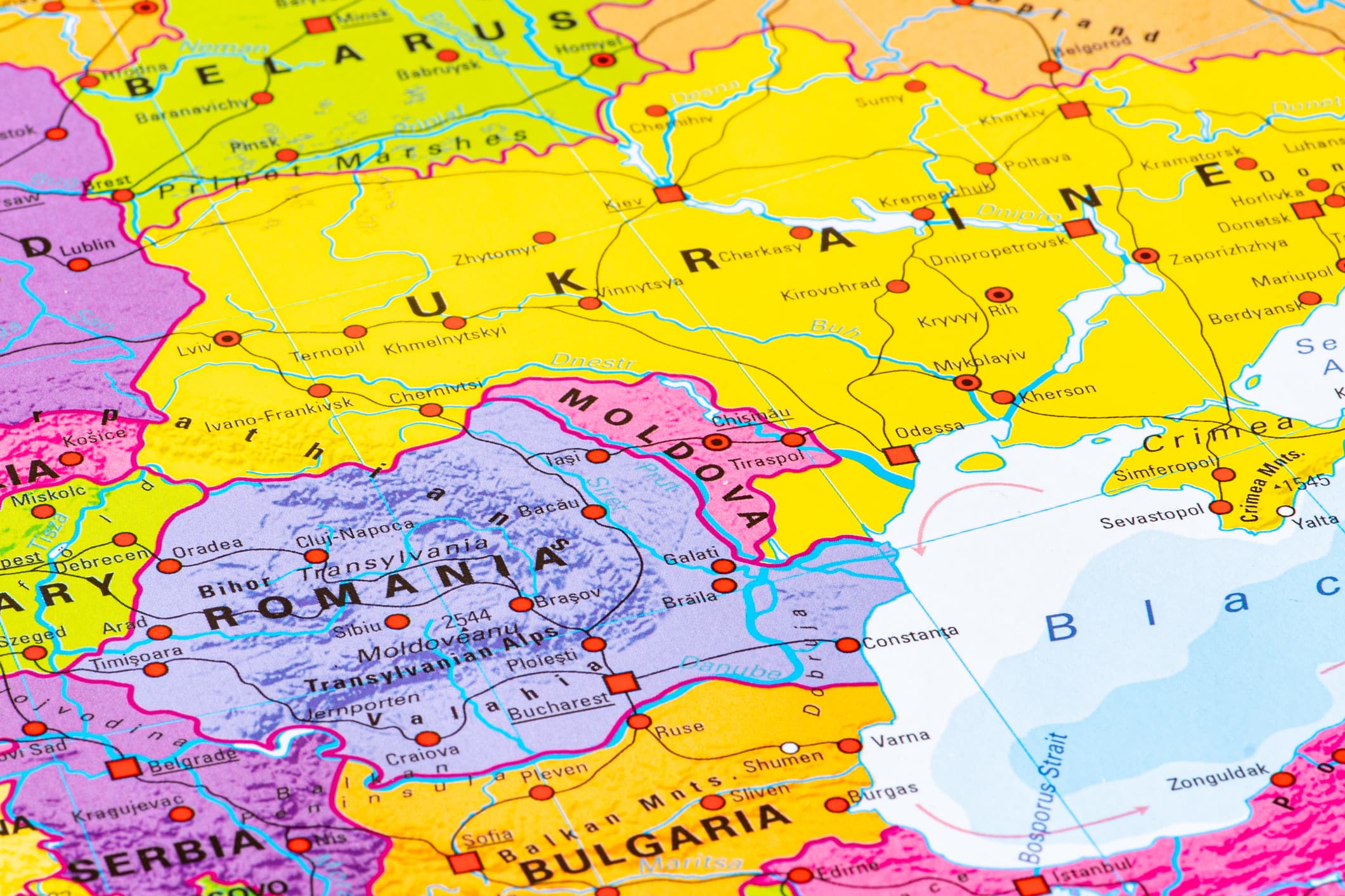 Romania’s Chamber of Deputies quietly passes bill on union between Romania and the Republic of Moldova