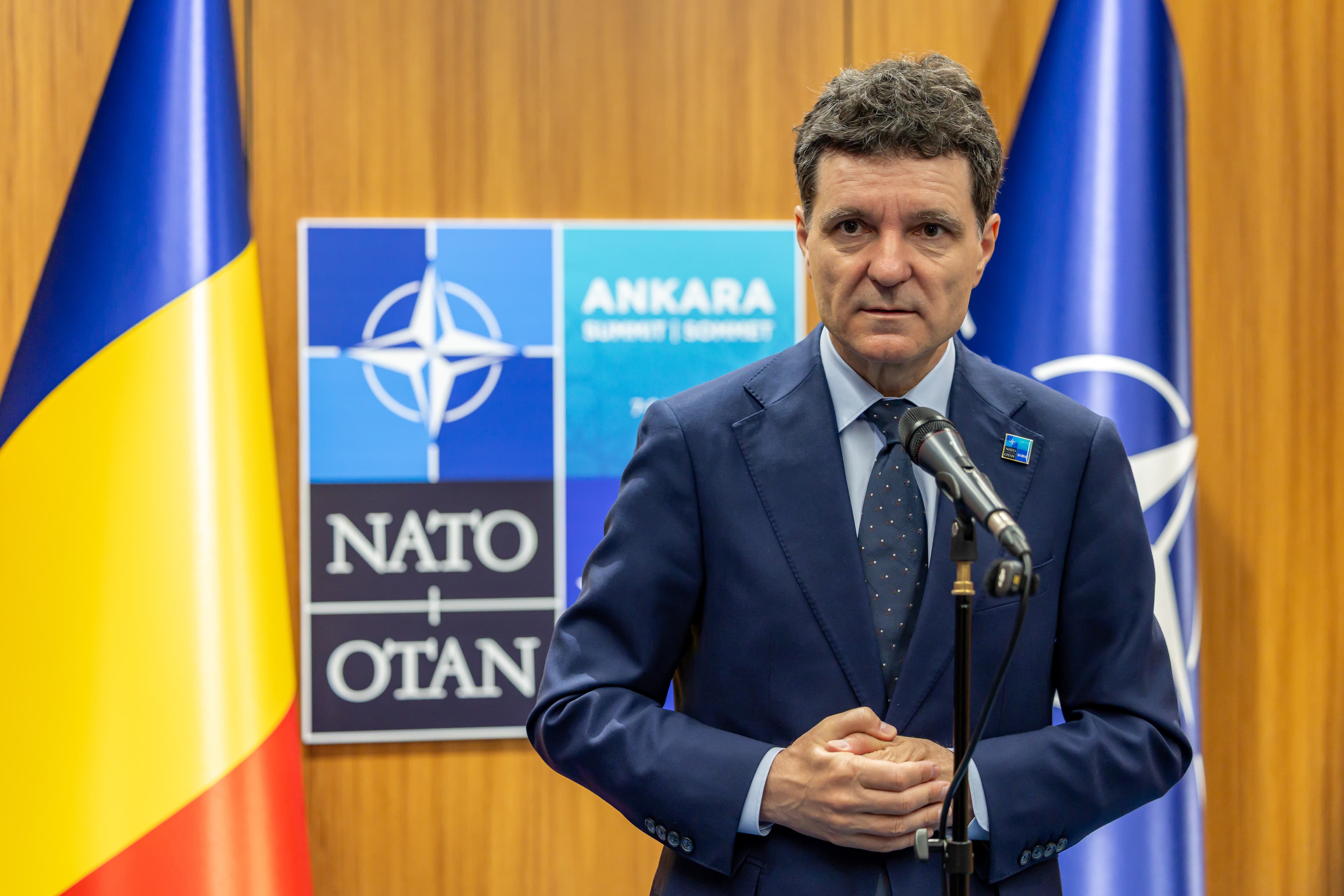 No risk of US troops withdrawing from NATO’s eastern flank, Romanian president says