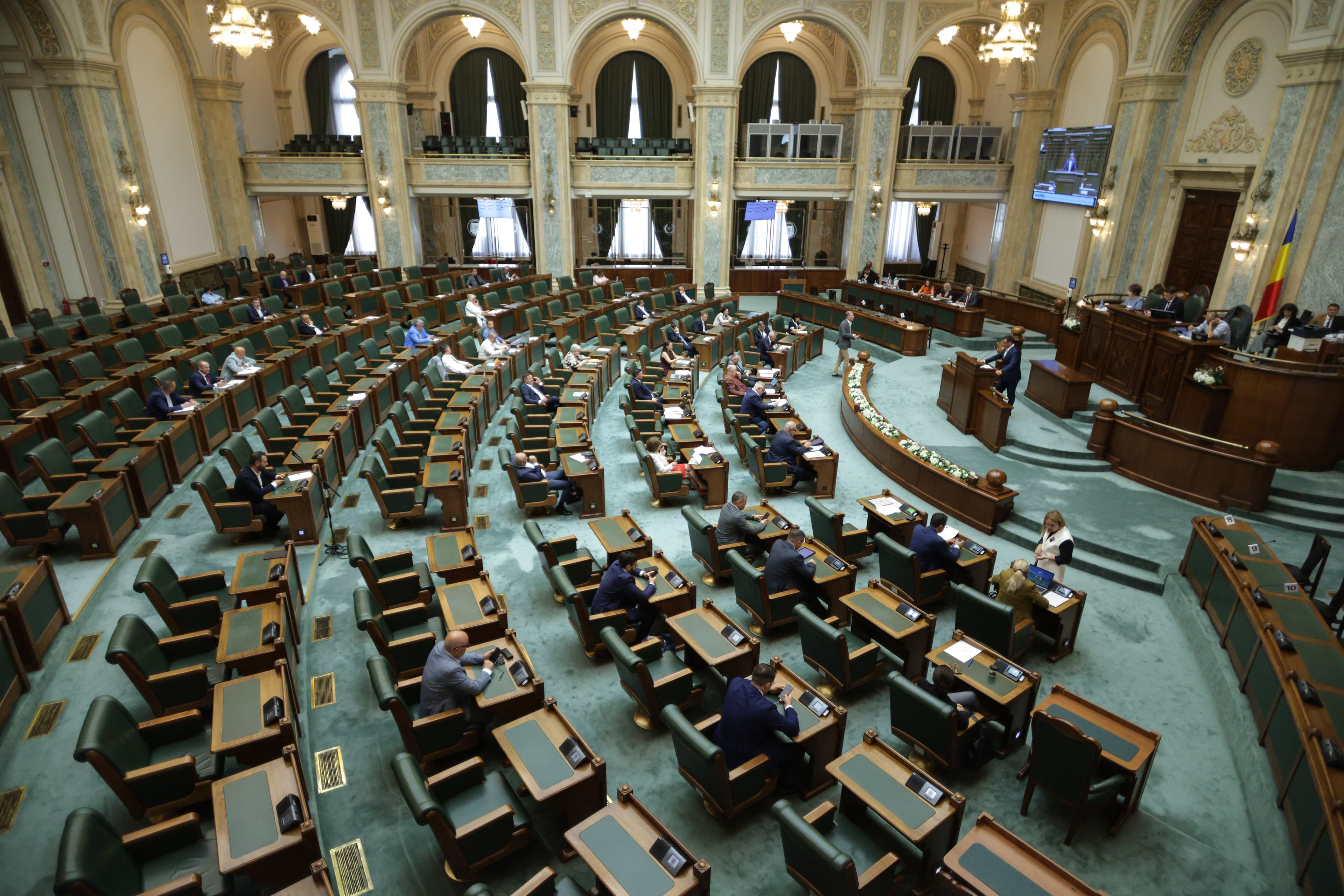 Romanian Parliament again passes controversial integrity law invalidating mandate of Timisoara mayor