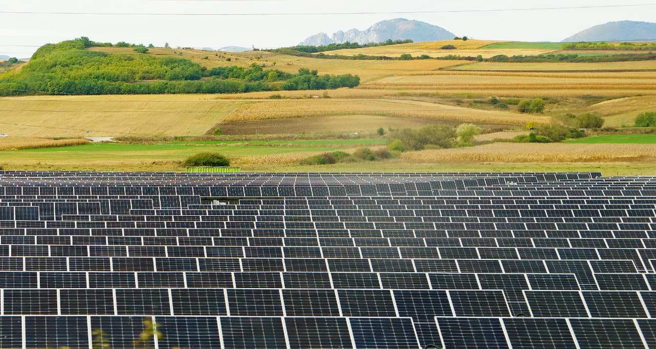 Central Romania: EBRD extends EUR 120 mln loan for PV plant, battery system near Brașov