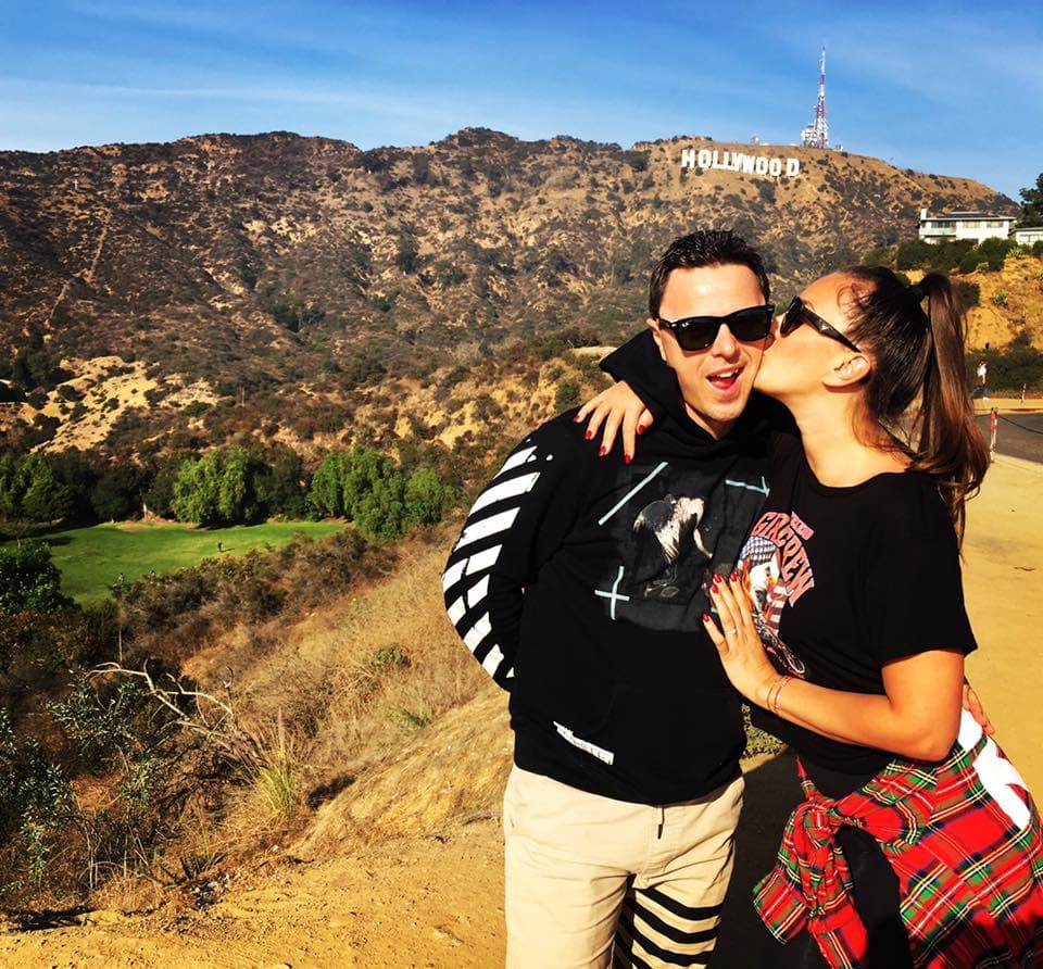 Famous DJ proposes to Romanian girlfriend on New Year’s Eve