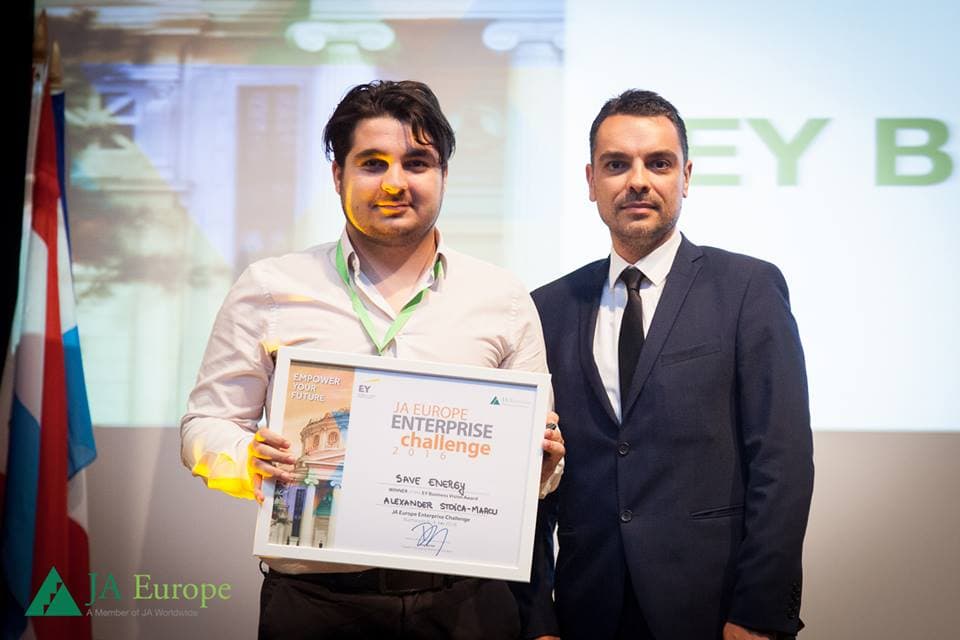 Romanian smart power outlet startup enters European B2B accelerator competition