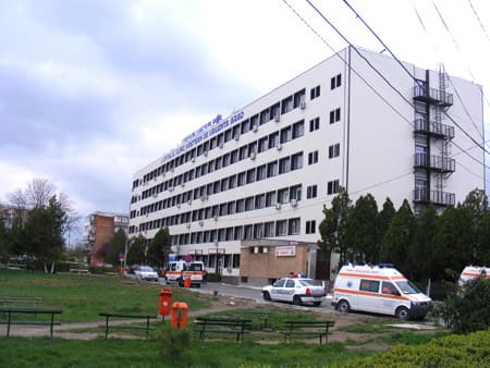 Hospital in western Romania sues hundreds of patients for unpaid treatments