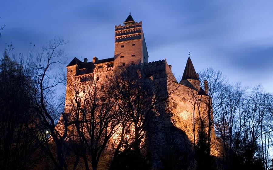 The 'gathering of the undead' at Romania’s Bran Castle this weekend