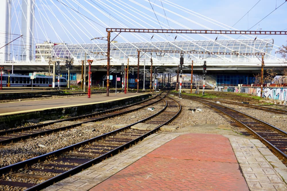 Romanian railway company introduces additional trains for Pope Francis visit