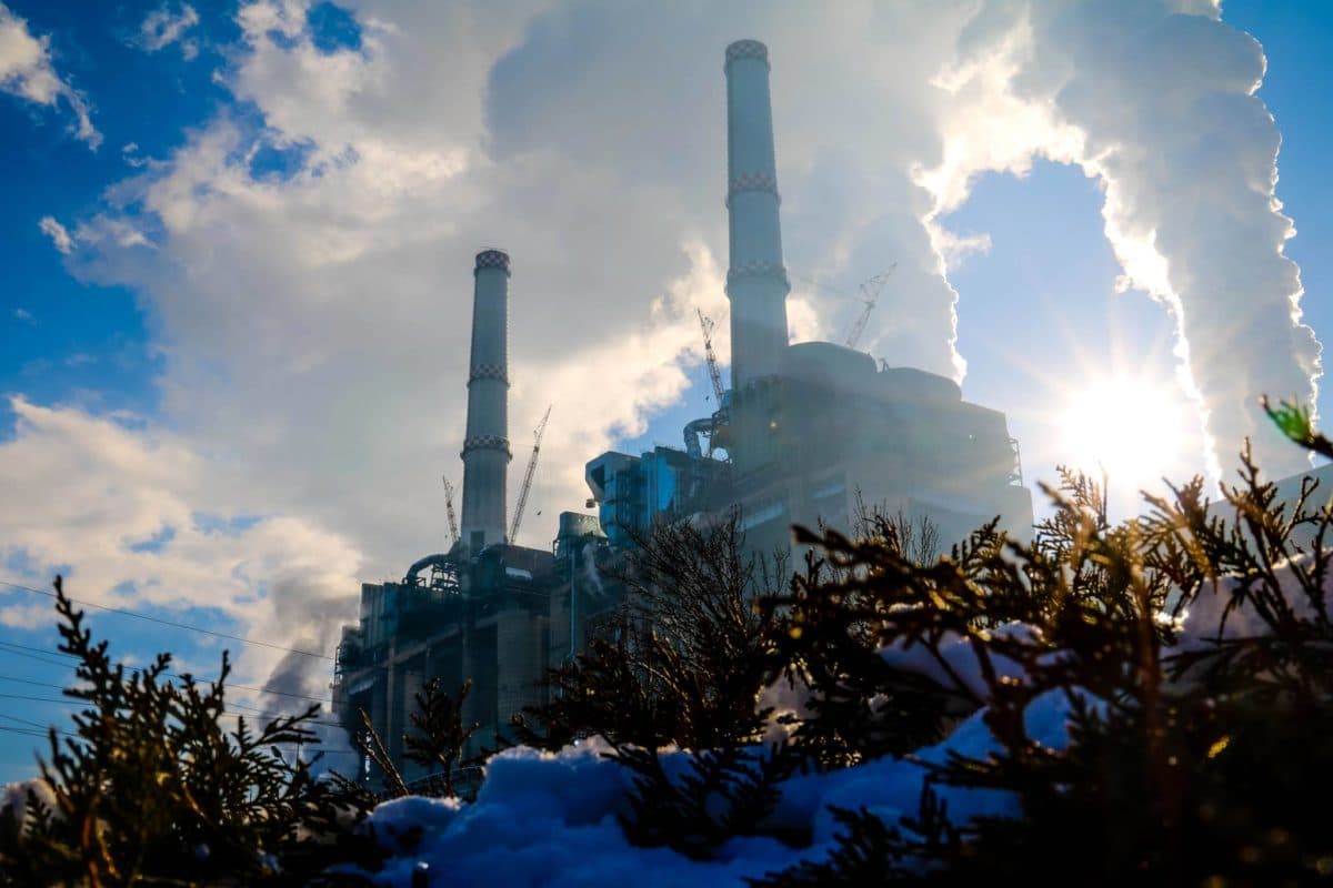 Romania's CE Oltenia seeks to build 295MW cogeneration plant with Resilience Facility money