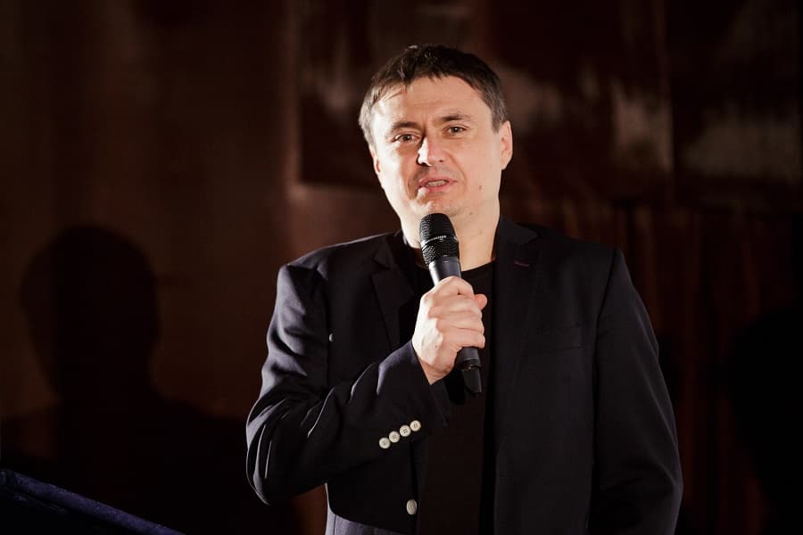 Romanian filmmaker to receive French Legion of Honour order